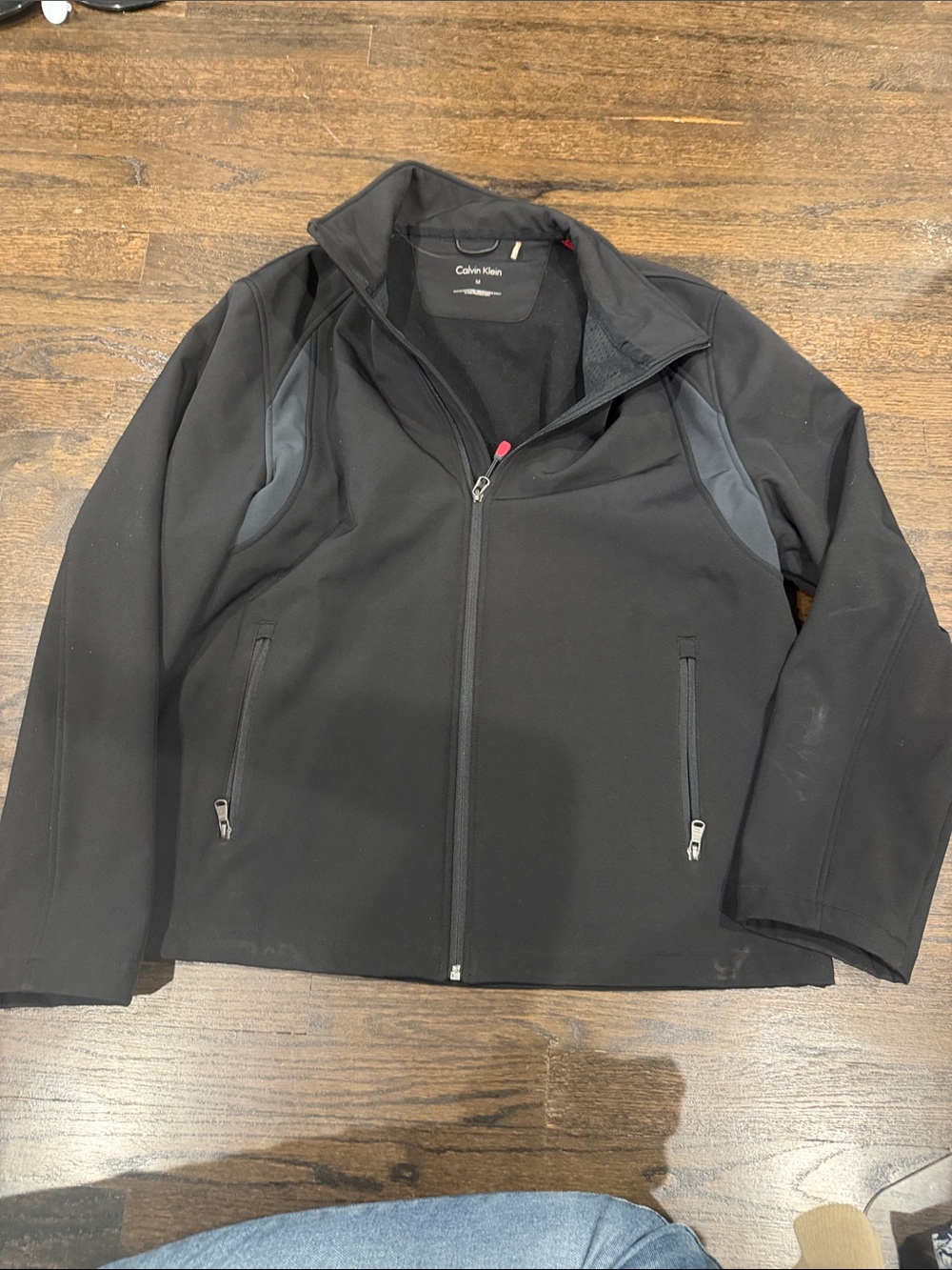Calvin Klein Men’s Black Lightweight Softshell Jacket size medium